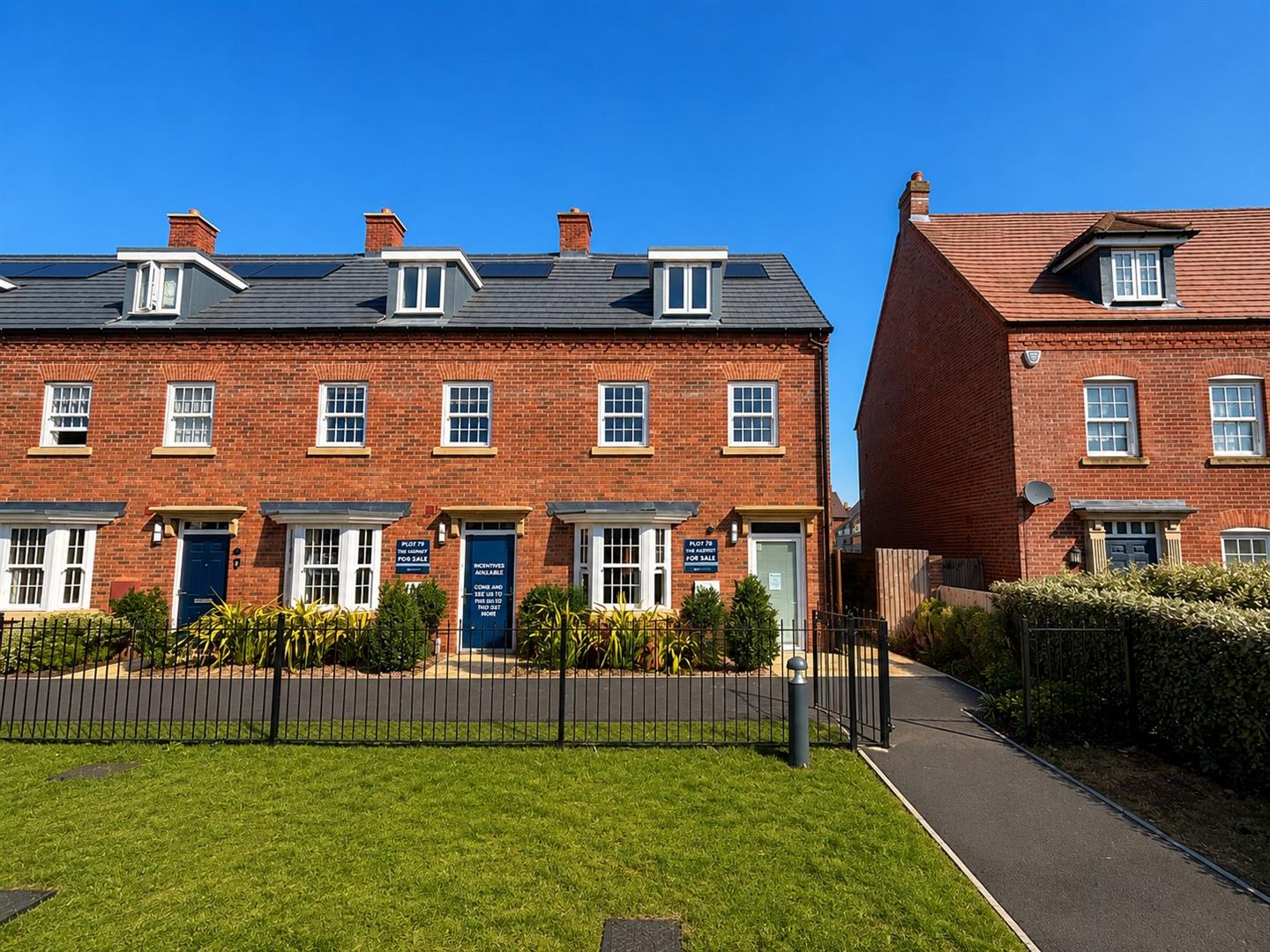 3 bed property in Offa Walk, Bedford